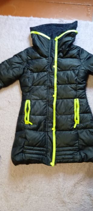 Куртка на девочку зимняя