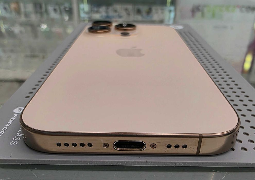 Iphone 16 Pro 256GB Bat 90% Telakces Felicity *Raty 0%