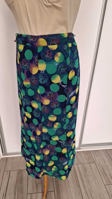 spódniczka na podszewce w roz44/46