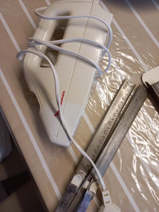 Faca elétrica moullinex