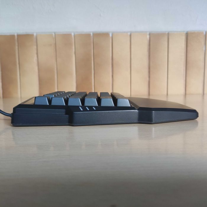 Teclado Gamer Retro-iluminado