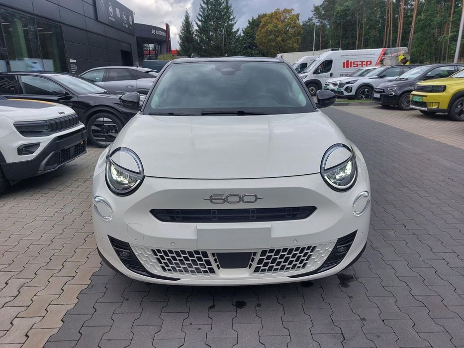 Fiat 600 Fiat 600 Hybrid La Prima 1.2 145 KM