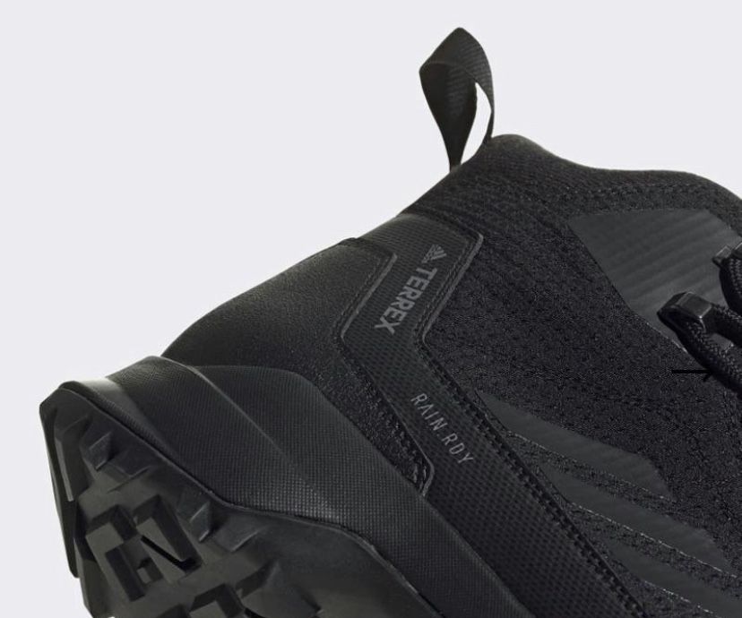 Оригінальні черевики Adidas 41.5, 42, 42.5, 43.5, 44, 44.5, 45.5, 46,