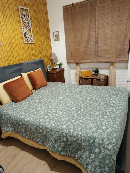 Alugo quarto em Queluz