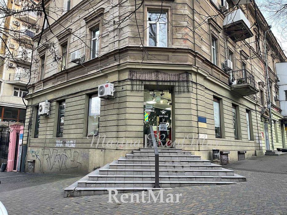 Красивое фасадное помещение ул Жуковского