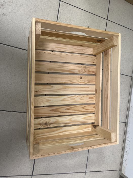Skrzynka drewniana nowa