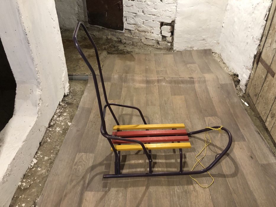 Санки з ручкою  санчата