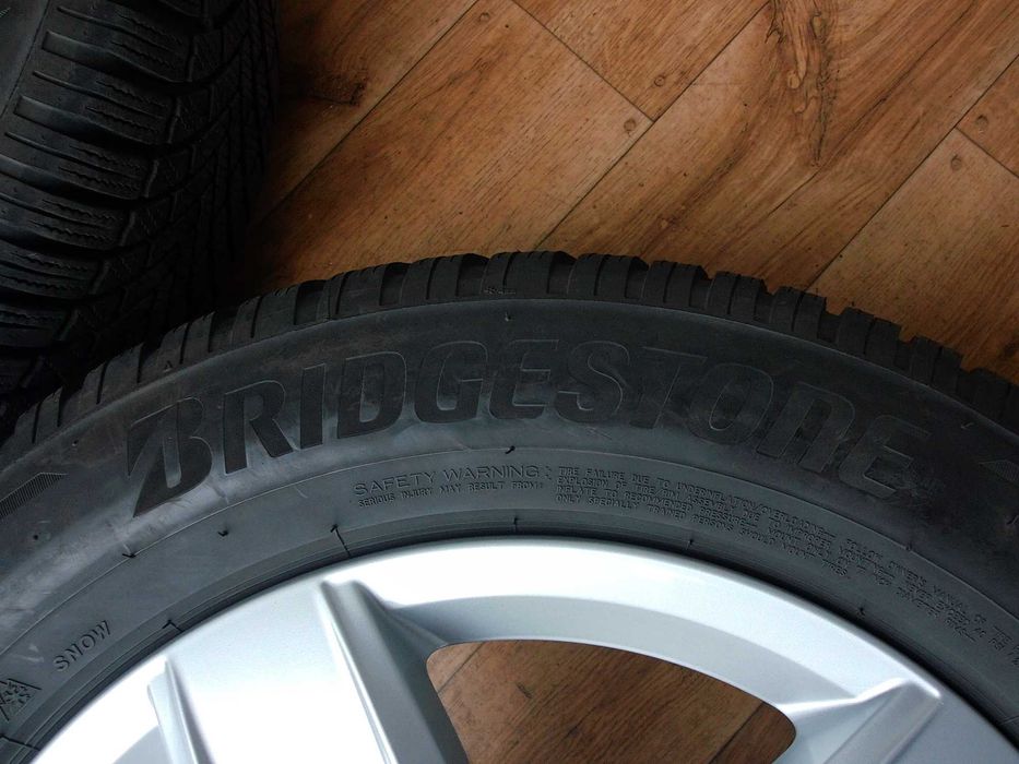 Bridgestone Blizzak LM005  215/65/17 103H z 2023r