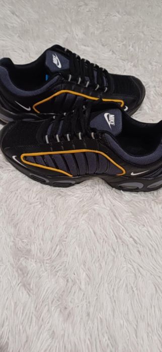 Nowe sportowe buty męskie