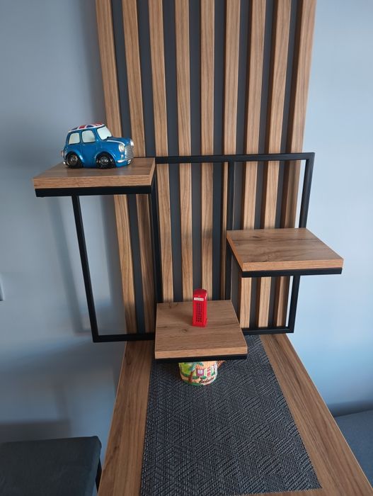 Kwietnik na ścianę, balkon, taras loft, industrial.