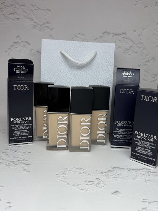 Тональний Dior 1N оновлена версія