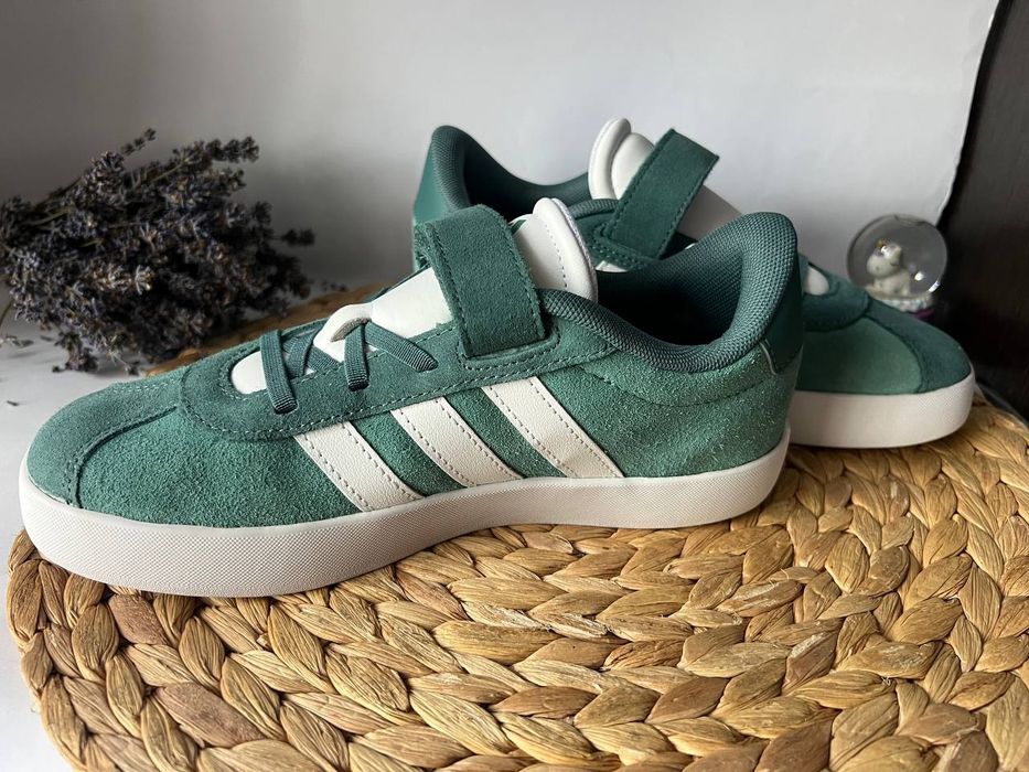 дитячі кросівки  Adidas 35р