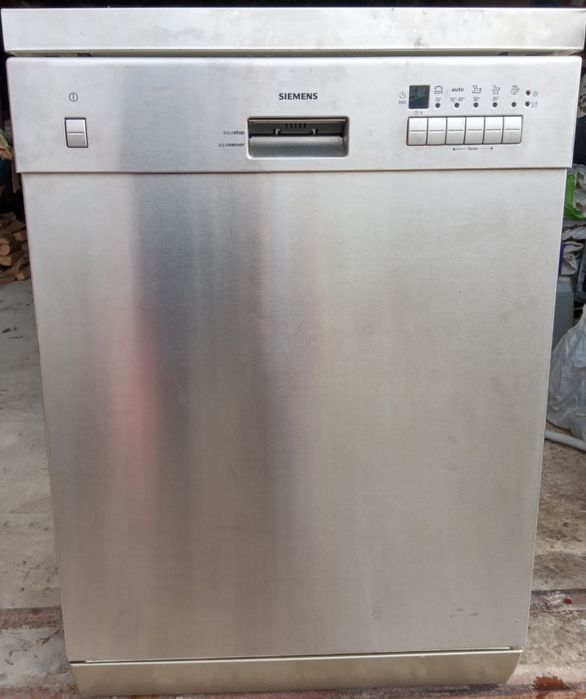 Продам посудомийну машину