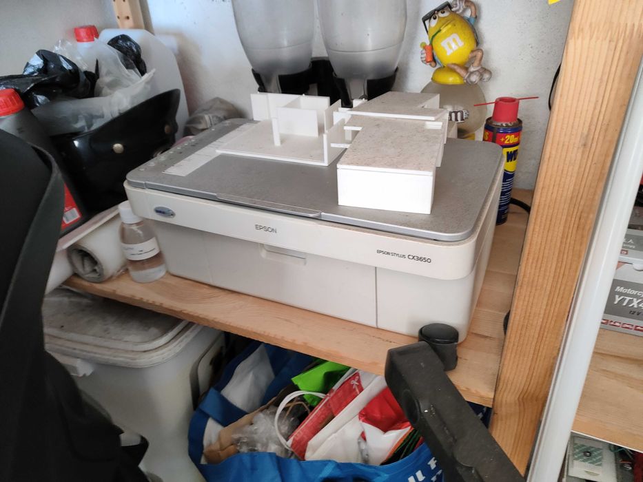 Portátil, impressora, ecrã, drone