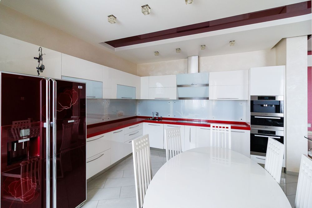 Без% Продам 3-к, вул. Чорновола 2 , метро 5 хвилин