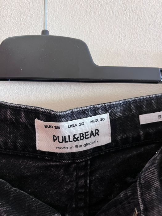 Calções slim pretos da Pull&Bear