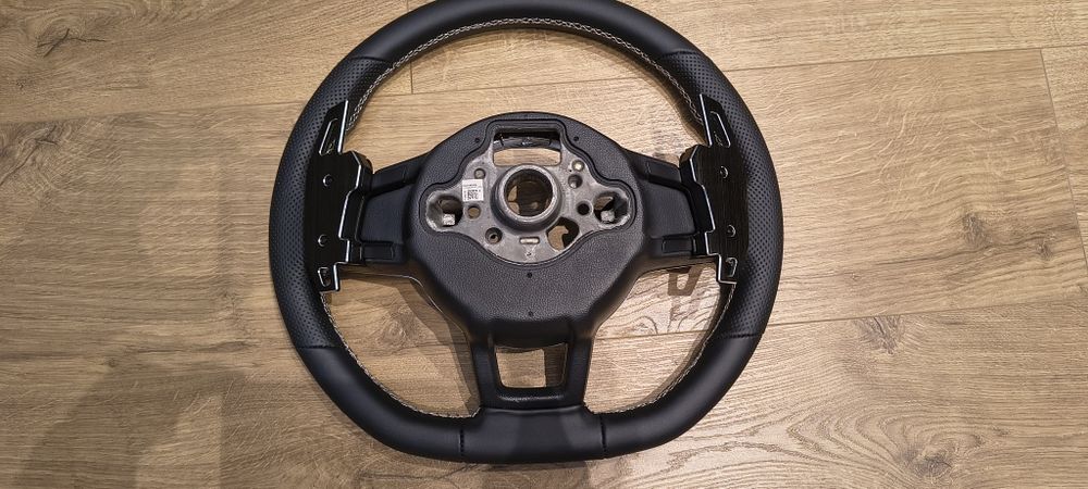 Kierownica Volkswagen Golf 7 GTI