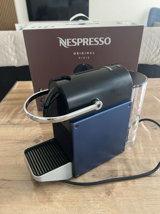 Nespresso Pixie Dark Blue (praticamente Nova) c/ Garantia Outubro 2028