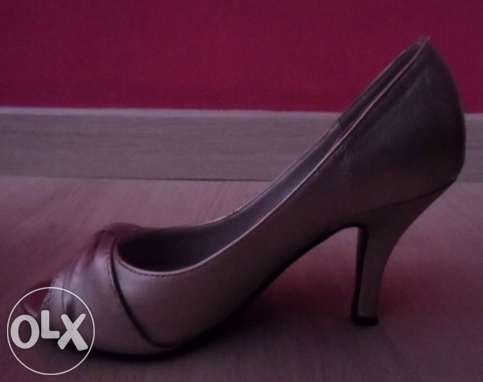 Sapatos Senhora NOVOS