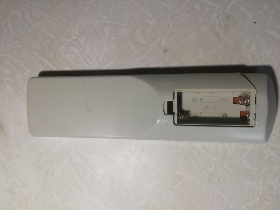 Тв-тюнер супутниковий з пультом