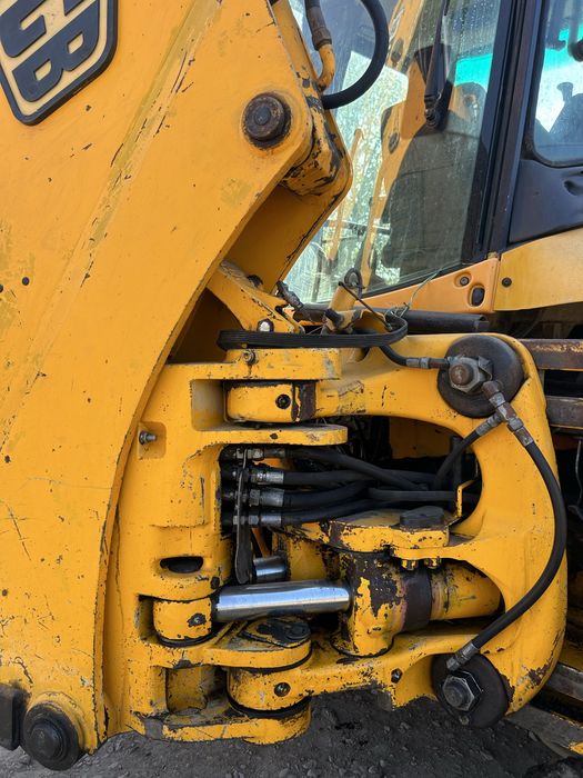 Jcb 3CX 2005 гарний стан
