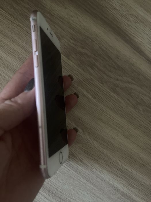 Iphone 6s в хорошому стані