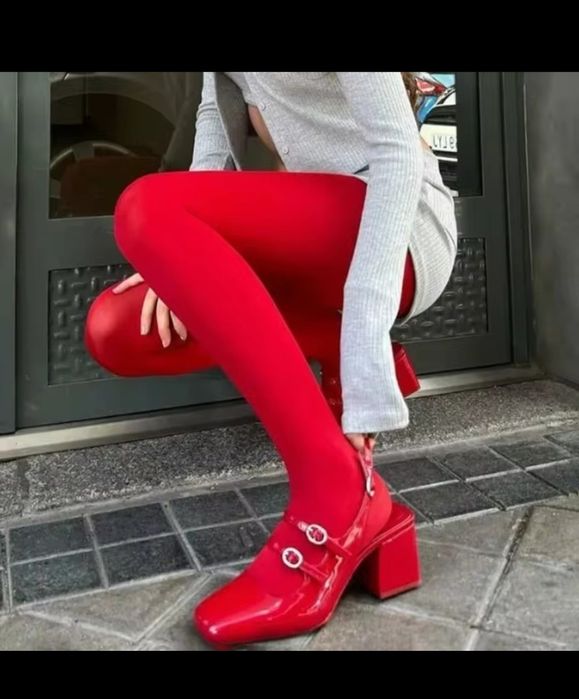 Колготи жіночі червоні