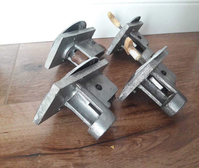 Tacton gniazda tomholder