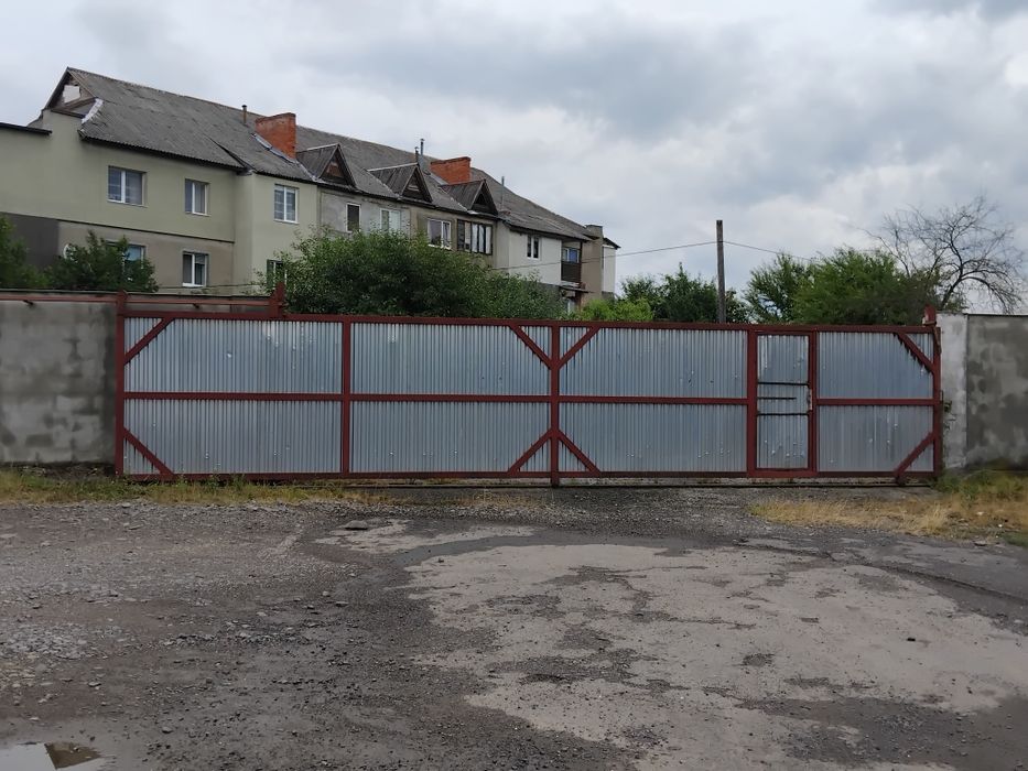 Оренда приміщення комерційного призначення Свалява  Закарпатської