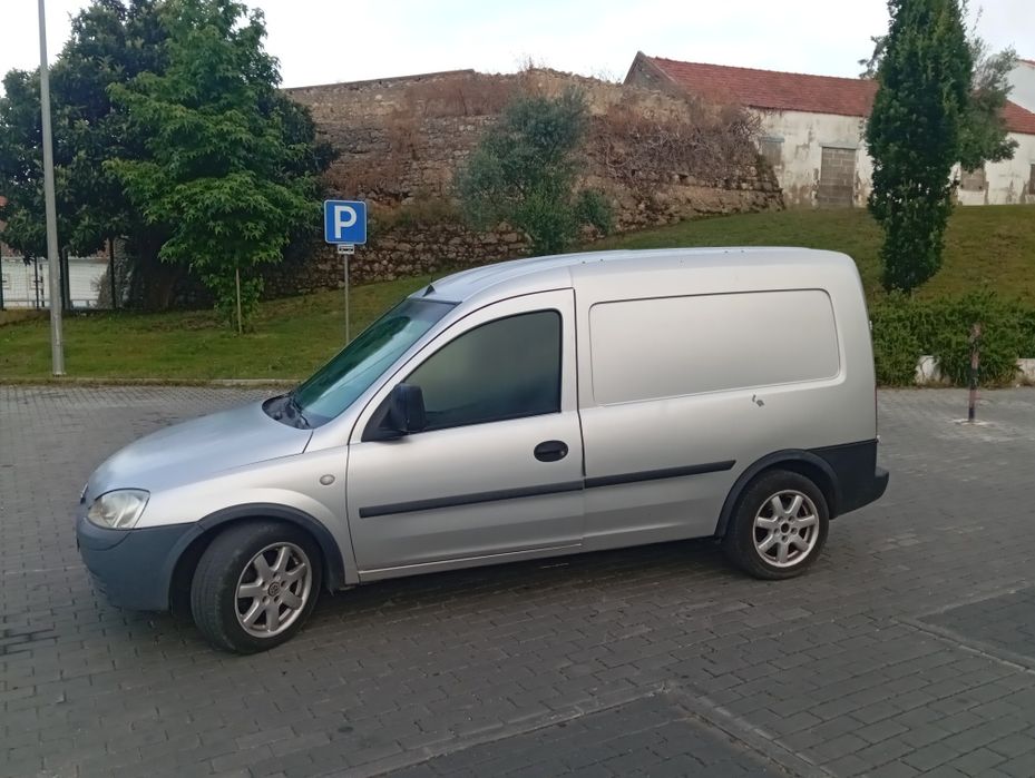 Vendo ou troco Opel combo 1.7 cdti 2005