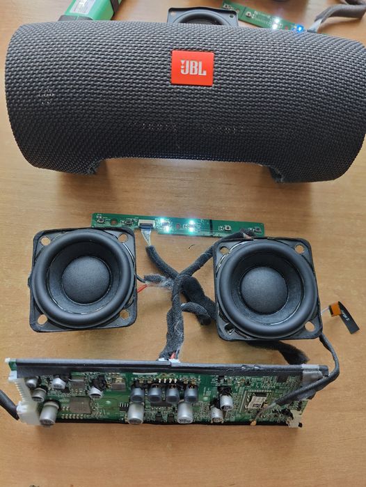 JBL charge 3 розборка запчасти!: 850 грн. - Портативная акустика
