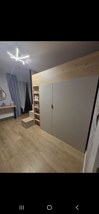 Sprzedam Łóżko piętrowe z garderoba