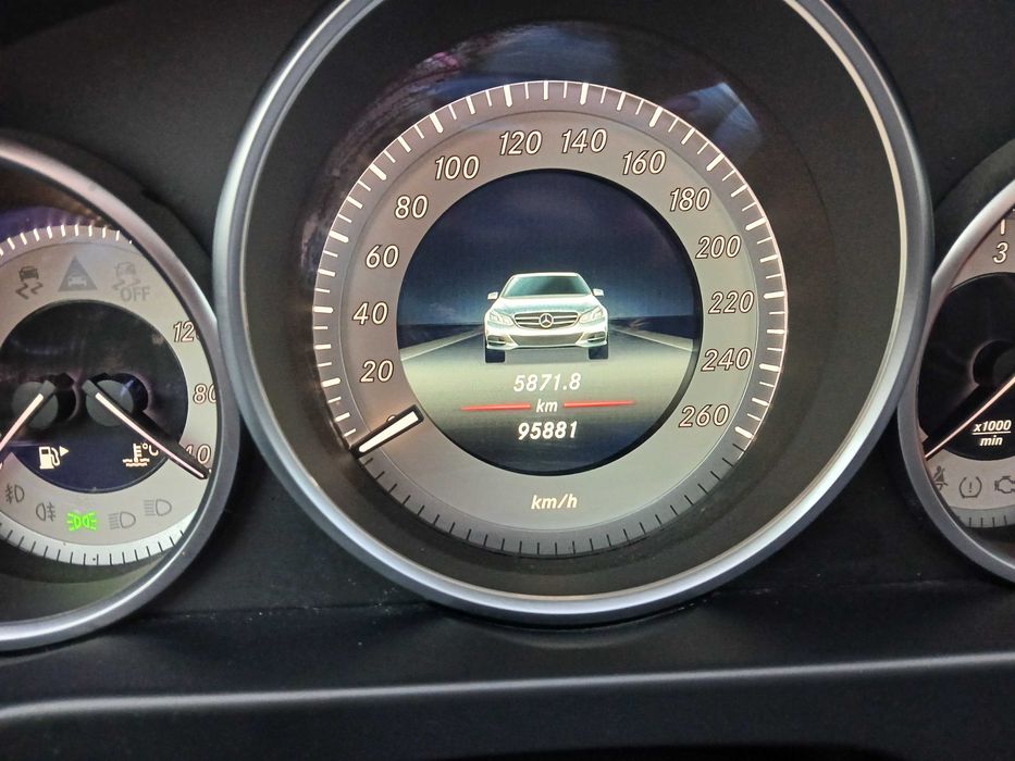 Продаж Mercedes-Benz E-Class