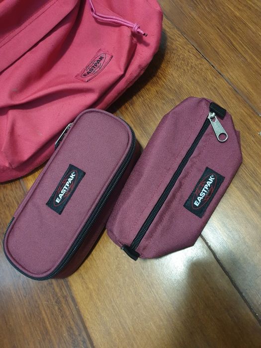 Conjunto mochila e 2 estojos Eastpak