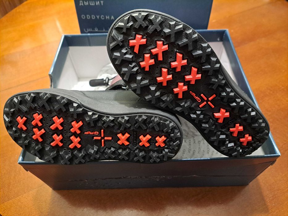 Nowe buty zimowe dziecięce GEOX (dziewczynka)