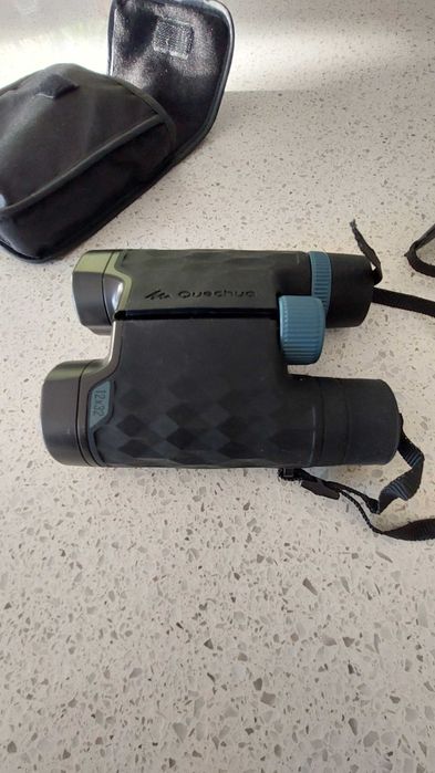 Binóculos Quechua 12x, como novos