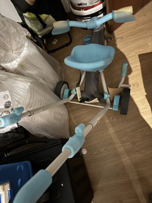 Triciclo infantil para criança