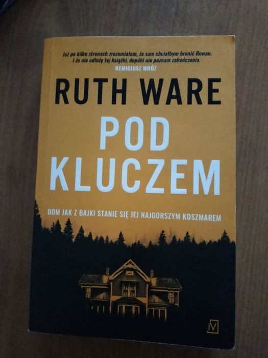 Książka Pod kluczem