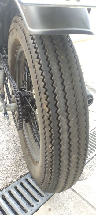 Mash Seventy Five 125cc, de 2022, como nova