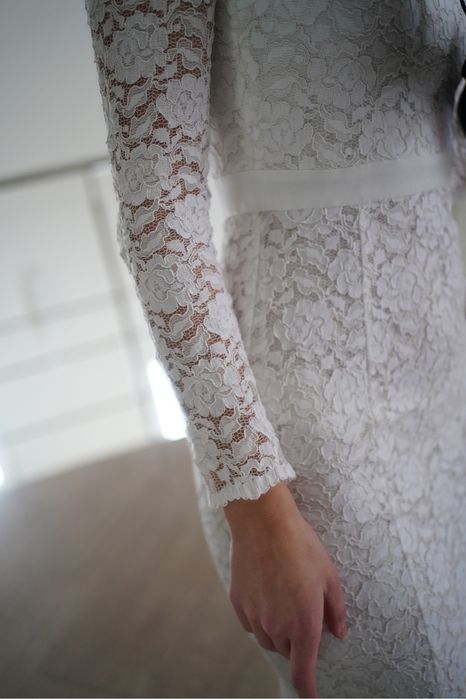 Весільна сукня з мережива S