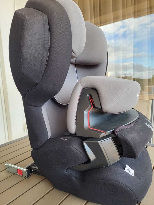 Cadeira auto para bebé e criança - BOM ESTADO