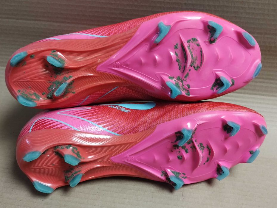 buty piłkarskie korki 45,5  Nike