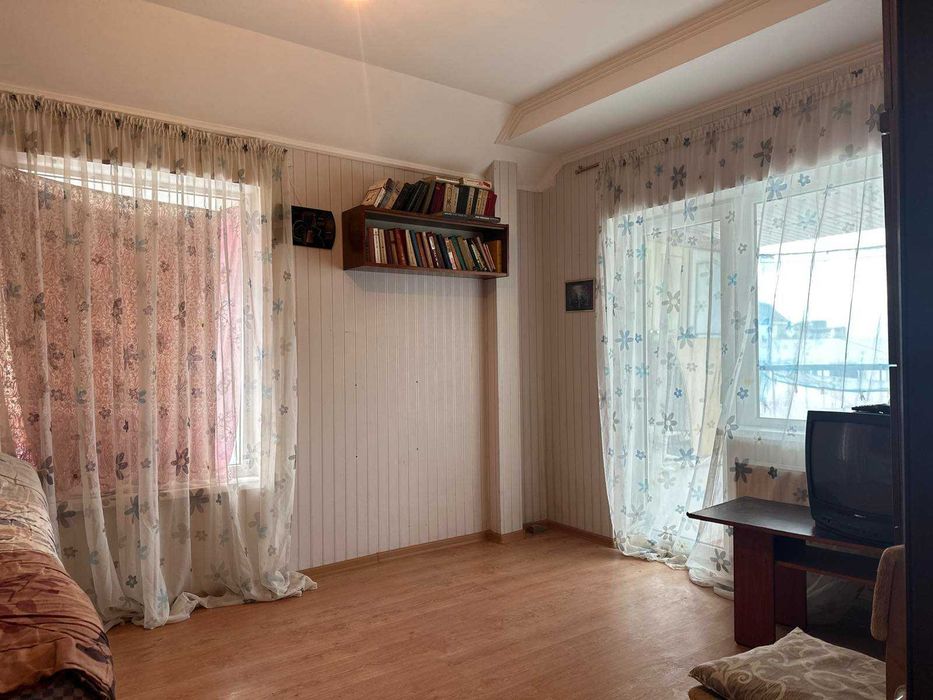 Двокімнатна з ремонтом Хлібодарське/Таврія. Програми! Без комісії!