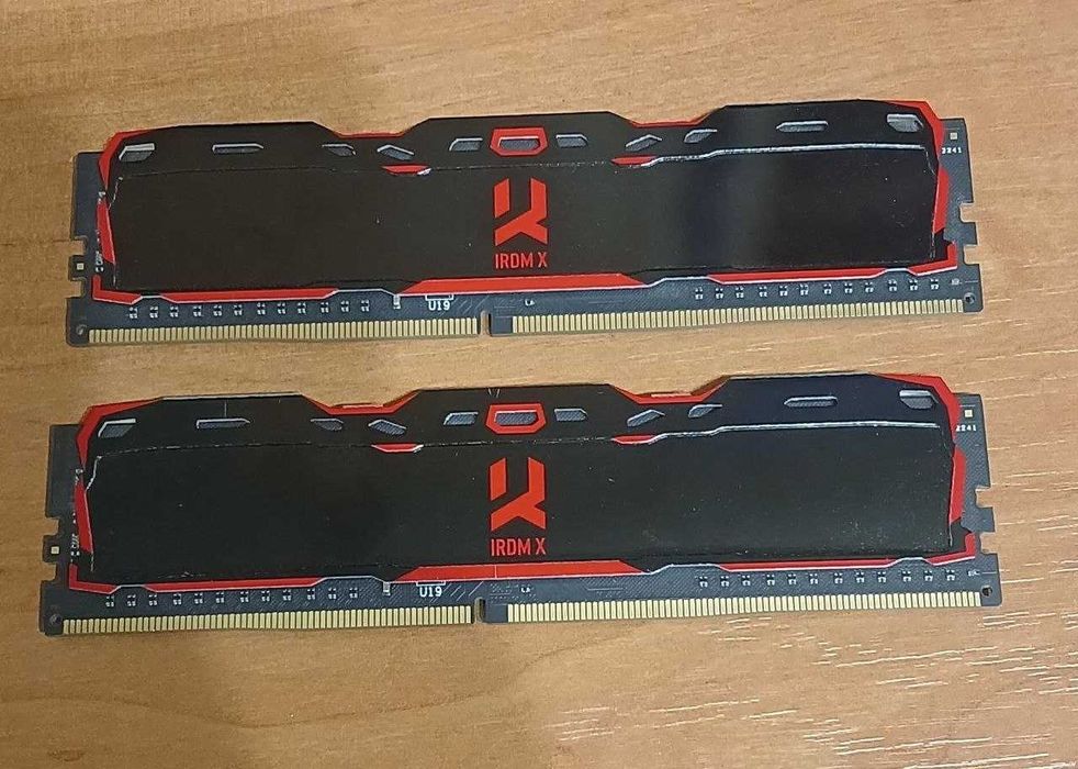 Оперативна памʼять IRDM X DDR4 16 GB kit 8x2 GB