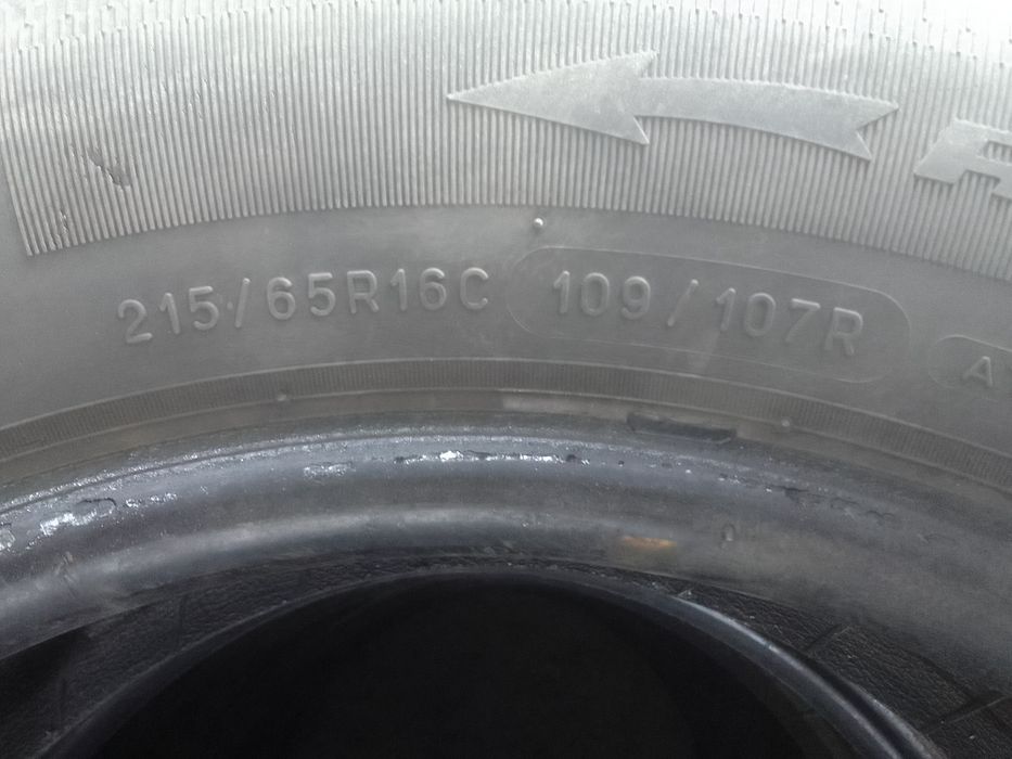 4 Opony zimowe 215/65r16C BFGOODRICH