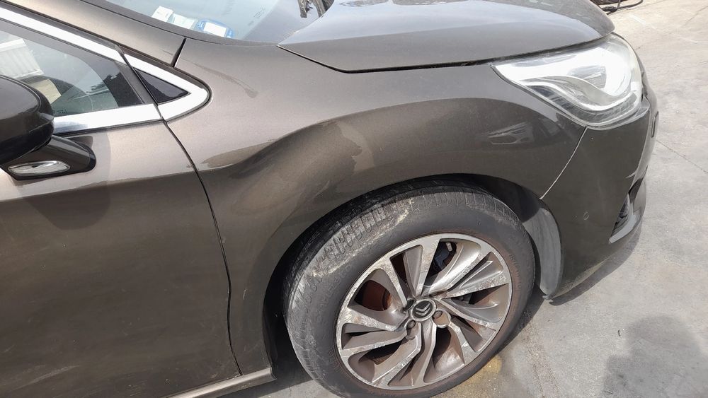 Guarda-lamas direito CITROËN DS4 (NX_)