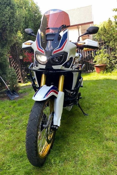 Honda Africa Twin 1000 manual - Przyjaciel na każdą trasę !