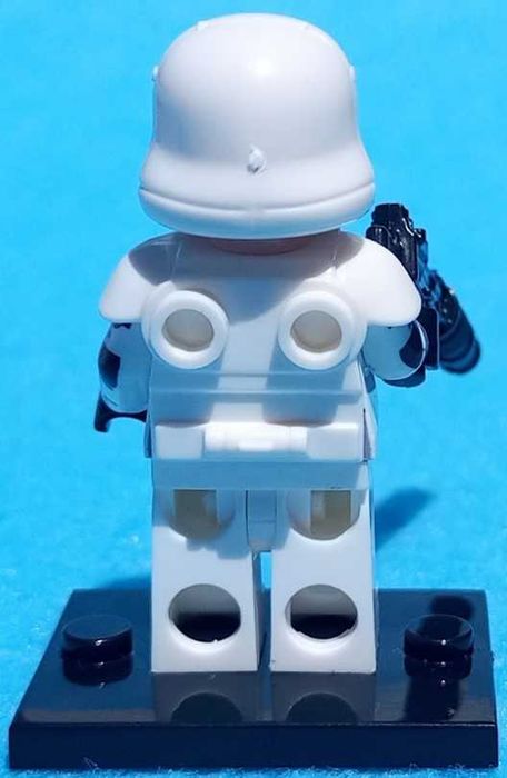 First Order Stormtrooper (Star Wars)
