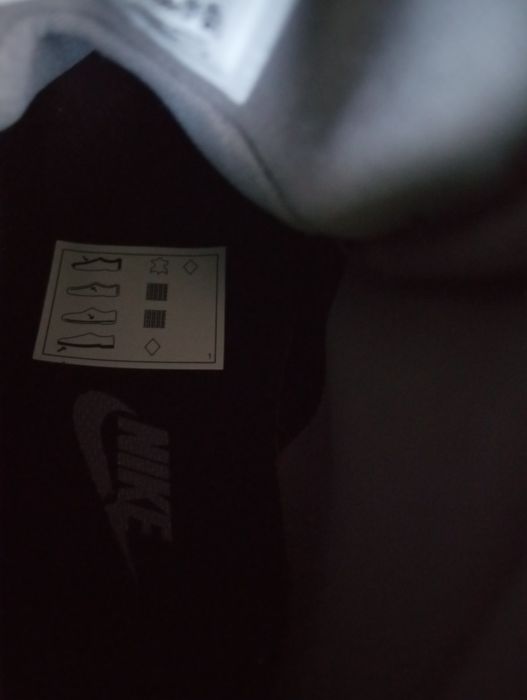 Оригінальні шкіряні ботинки Nike, 38,5-39 р-р, прислані з Англії.