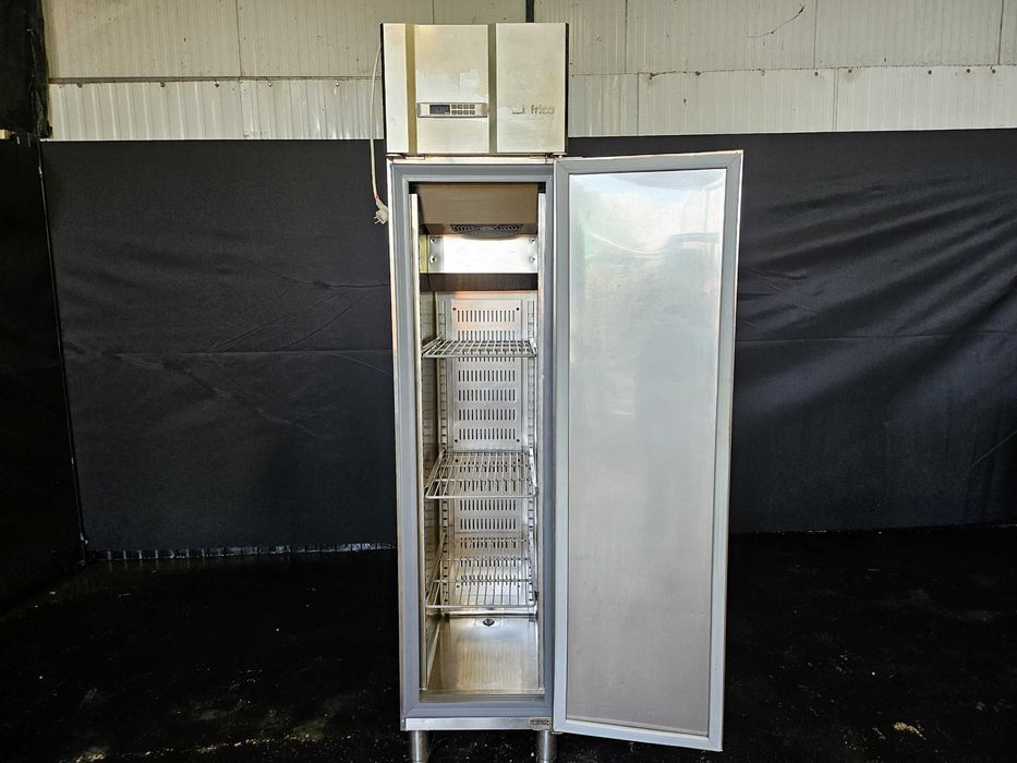 Frigoríficos e congeladores em inox com garantia